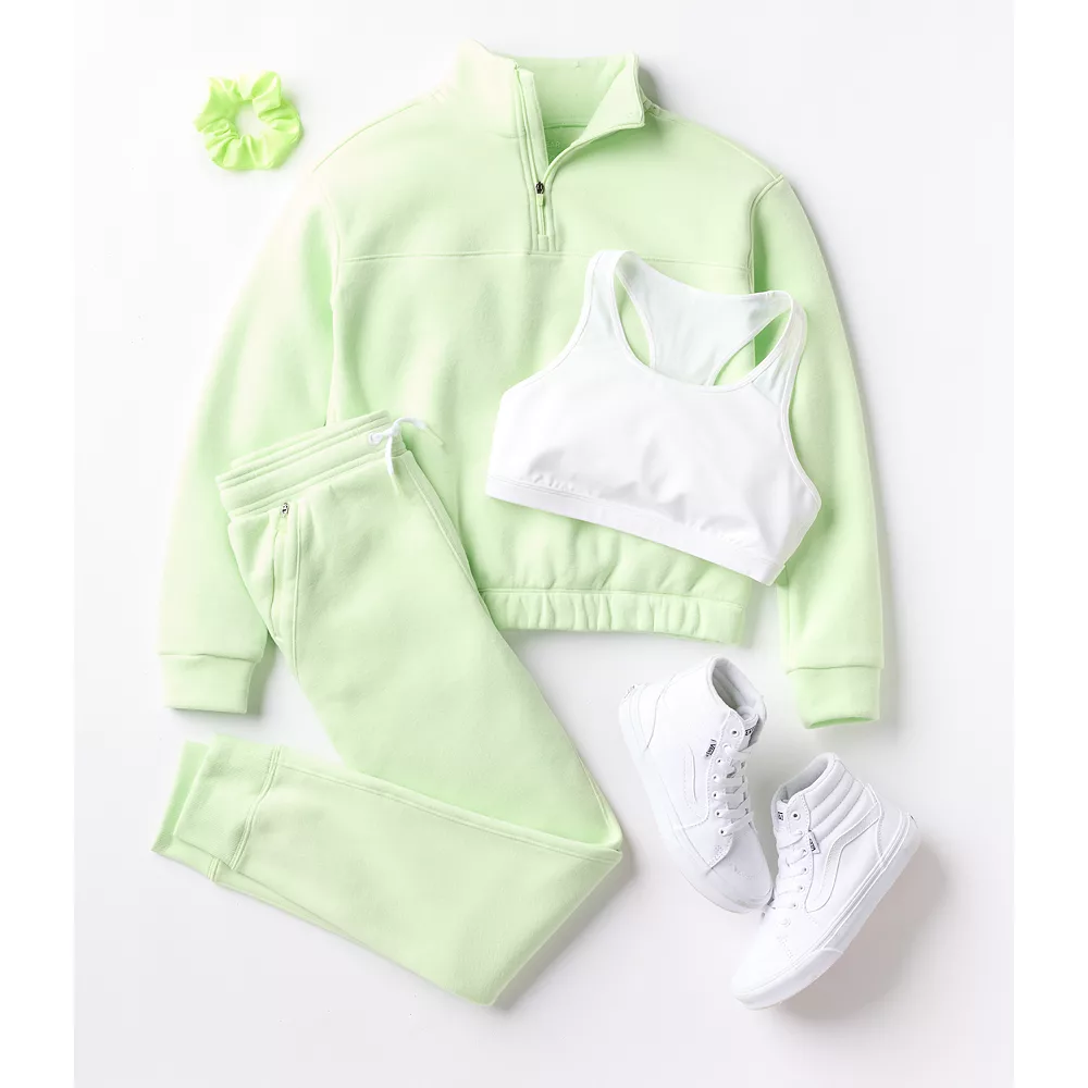 Girls 7-16 Tek Gear® Ultrasoft Fleece 1/4 Zip Pullover In Regular & Plus 5 Girls 7-16 Tek Gear® Ultrasoft Fleece 1/4 Zip Pullover In Regular & Plus - Image 3